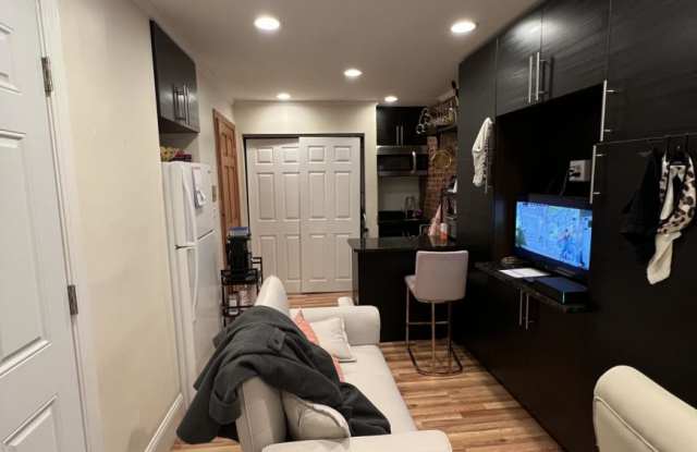 1685 Beacon st. - 1685 Beacon Street, Brookline, MA 02445