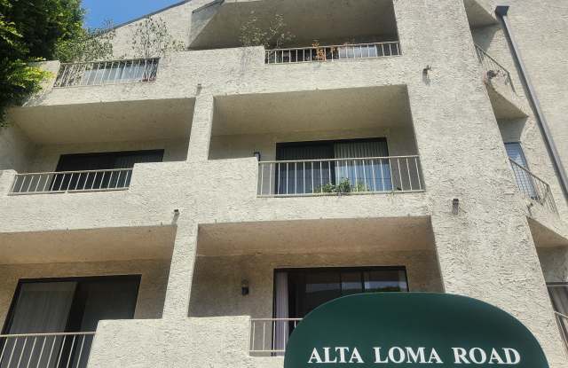 1140 Alta Loma Rd photos photos