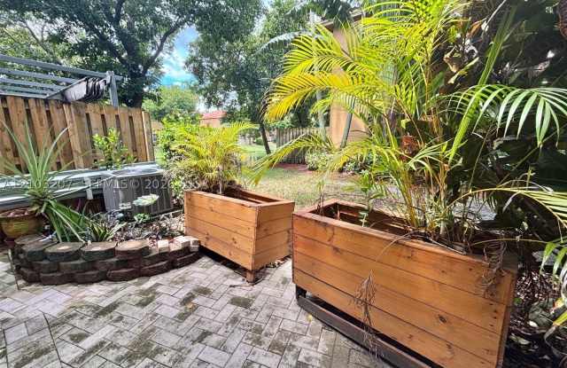 2307 Anchor Ct Gallery 4