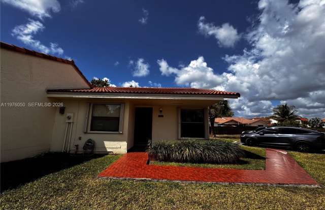 1314 SW 124th Pl photos photos