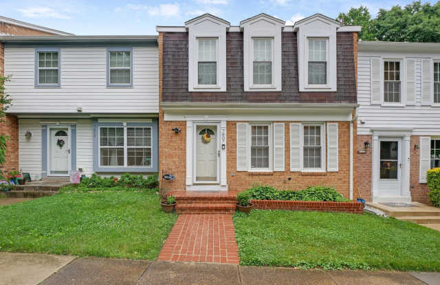 7807 GROVELAND SQUARE photos photos