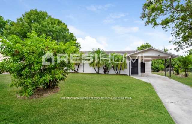 1304 Croyle Drive photos photos