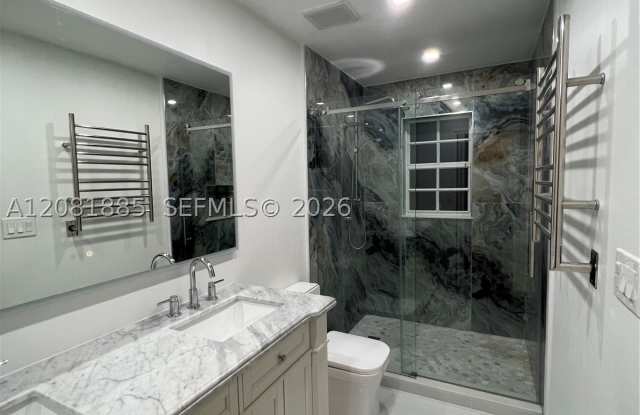 14245 SW 57th Ln Gallery 1