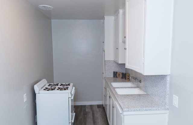 1094 Cherry Ave photos photos
