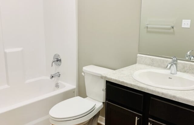 The Pacific Heights Apartments Gallery 3