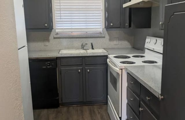 Northridge Court photos photos