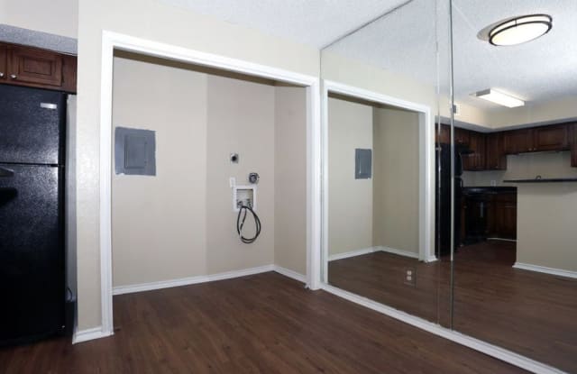 Woodside Lane Apartments Gallery 4