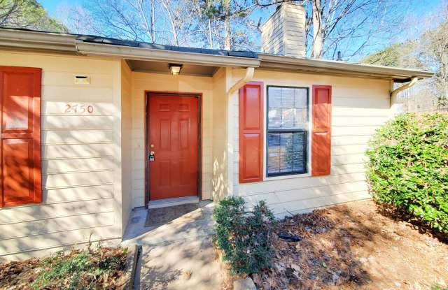 Recently Updated 2/2.5 Flat in Duplex Building - 2750 Northwood Court, Cobb County, GA 30060