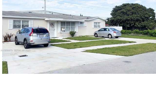 2501 NW 206th St - 2501 Northwest 206th Street, Miami Gardens, FL 33056
