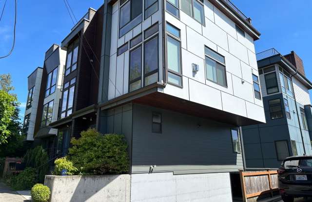 Gorgeous Greenlake Townhouse with Parking - 511 Northeast 73rd Street, Seattle, WA 98115