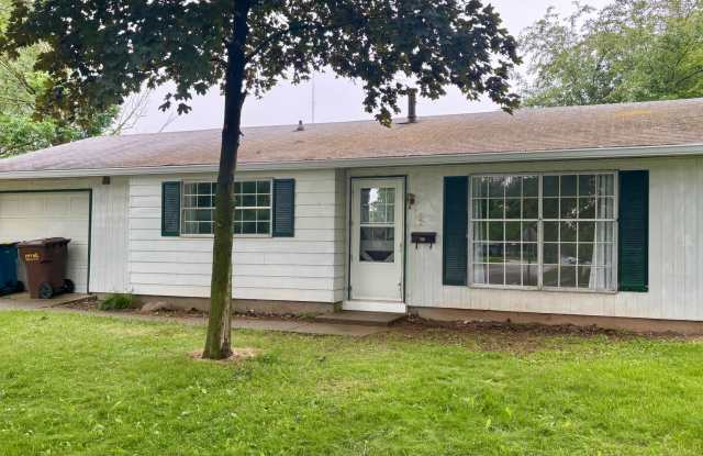 Check Out This 4-Bed/1-Bath House in Bluffton! photos photos