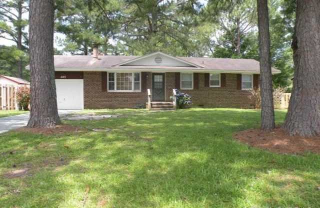 220 Wildwood Road photos photos