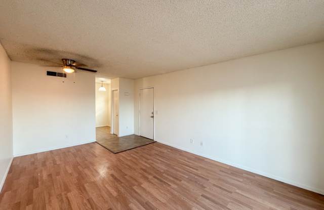 2833 East Kathleen Road Gallery 4