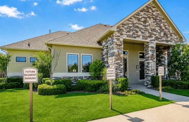 Villas At Henderson Gallery 2
