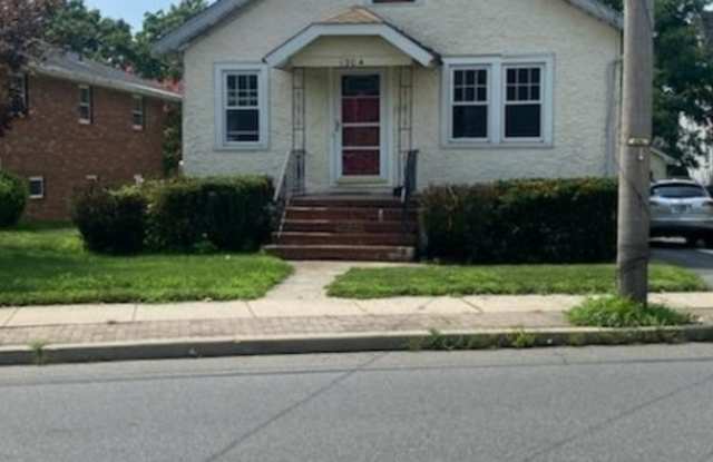 1304 HAMILTON BLVD - 1304 Hamilton Boulevard, South Plainfield, NJ 07080