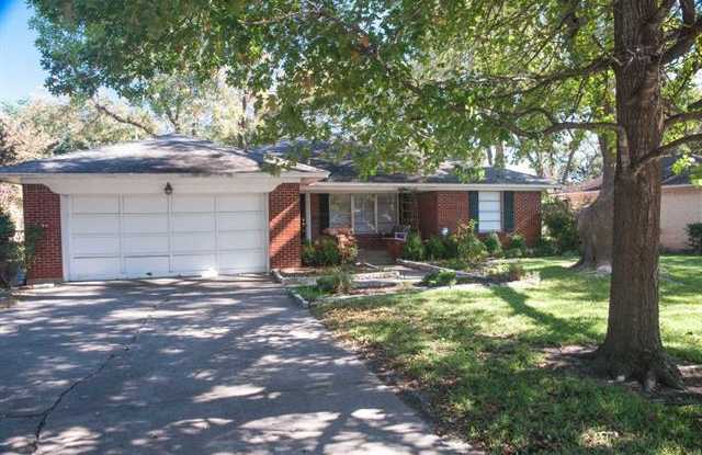 8704 Lockhaven Drive Gallery 2