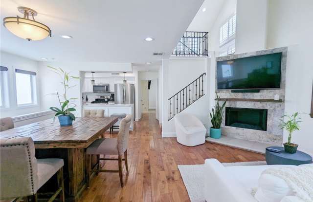 510 Marguerite Avenue - 510 Marguerite Avenue, Newport Beach, CA 92625