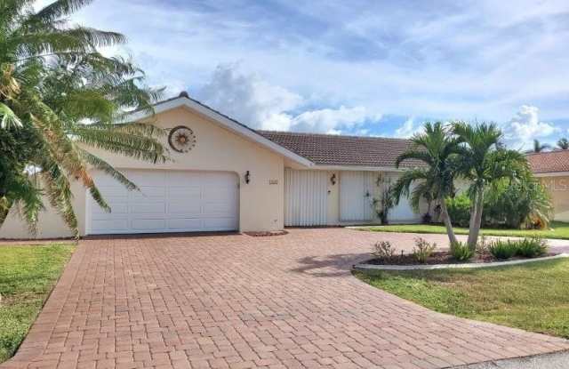 1309 COLUMBIAN DRIVE photos photos