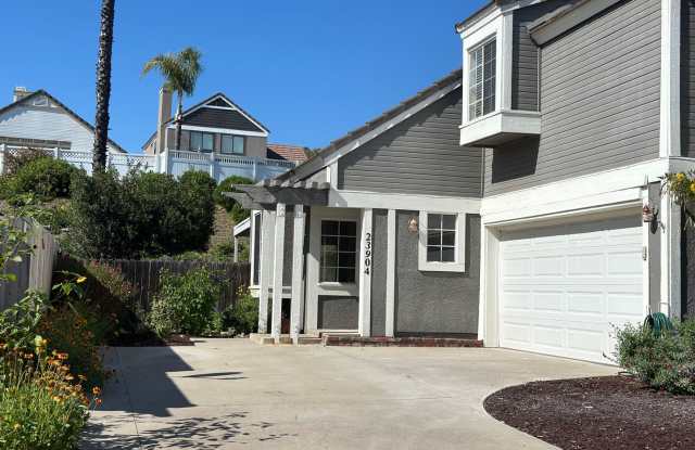 Beautifully Renovated Craftsman 4 Bed/2.5 Bath Home in Murrieta photos photos