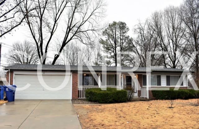 6 Mustang Court - 6 Mustang Court, Florissant, MO 63033