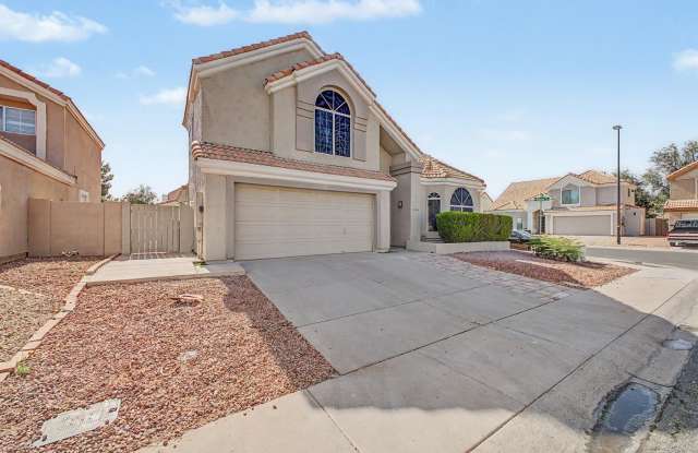 1006 S Tiago Drive Gallery 2