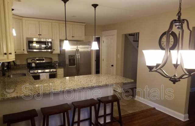227 Delview Ln photos photos
