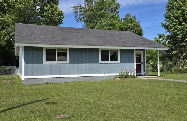 504 Dennis Road photos photos