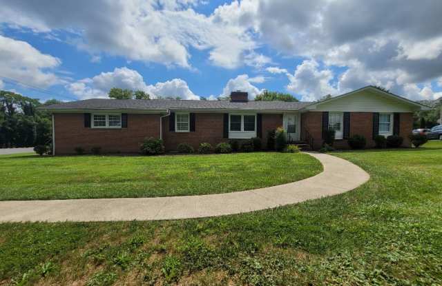 2720 Martinsburg Pike Gallery 1