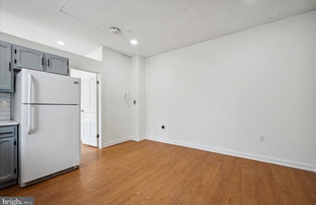 2201 S HICKS Street Gallery 3