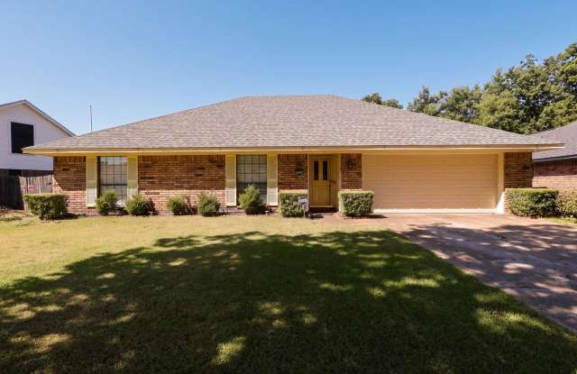 North Bossier - Greenacres Place - 3 Bed 2 Bath w/ Bonus Room! photos photos
