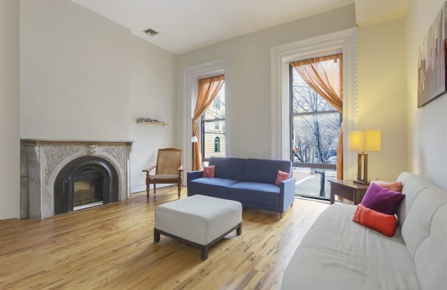 123 GRAND ST - 123 Grand Street, Hoboken, NJ 07030
