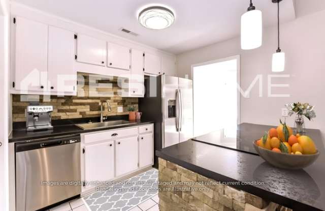 1022 Brisbane Lane Southeast Gallery 3
