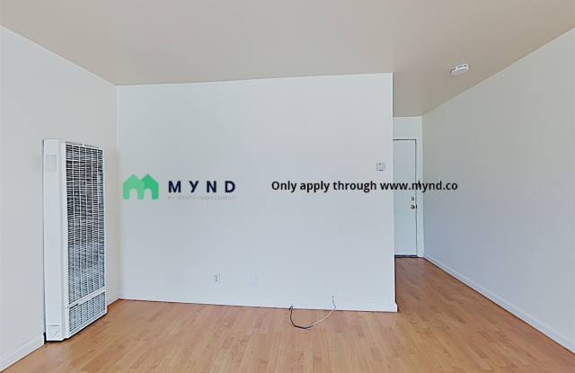 2128 Monroe St Apt 4 Gallery 2