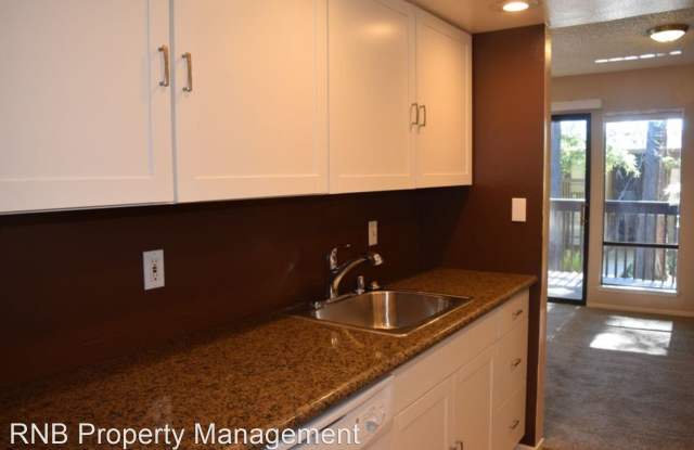 2430 Larkspur Lane Unit 282 Gallery 4