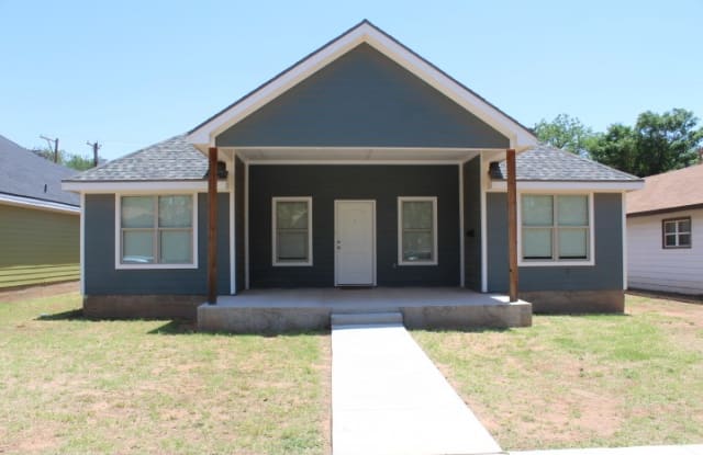 1607 Avenue Y - 1607 Avenue Y, Lubbock, TX 79423