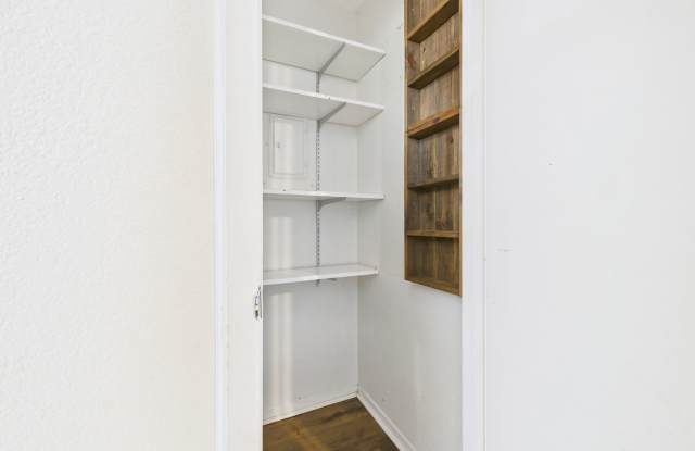 4345 Carter Creek Parkway Gallery 3