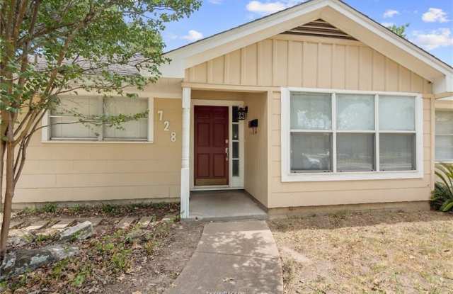 728 Mary Lake Drive Gallery 3