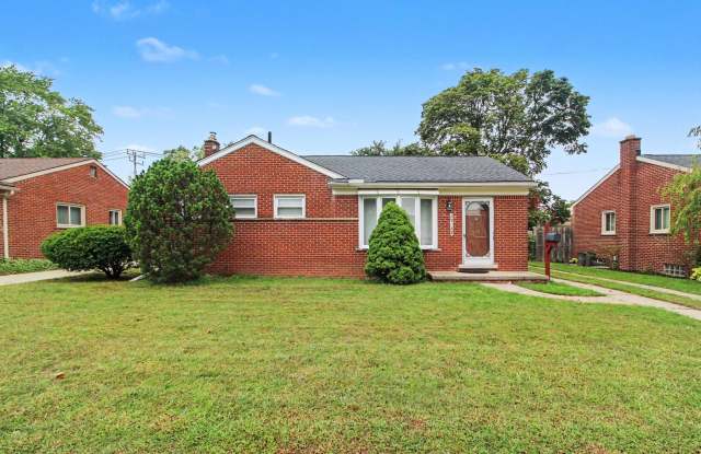 BEAUTIFUL 3 BED 1.5 BATH RANCH STYLE HOME IN LIVONIA photos photos