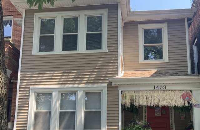 1403 N Maplewood Avenue photos photos
