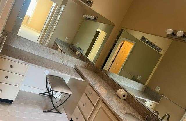 49862 Pointe Crossing Gallery 4