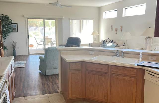 16344 W CRATER Lane Gallery 3