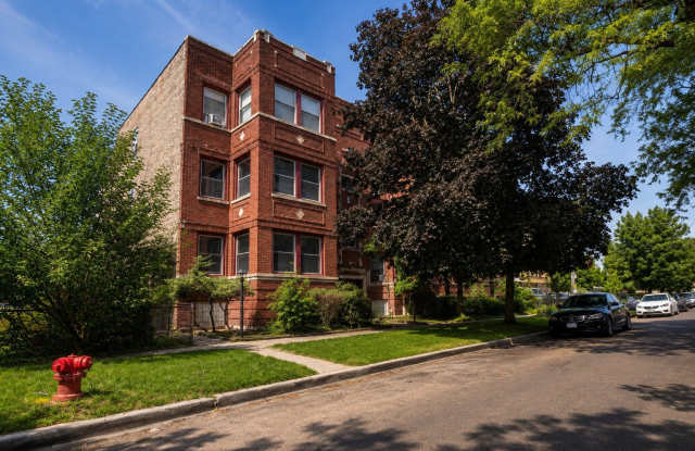 1528 E 74th Place Gallery 1