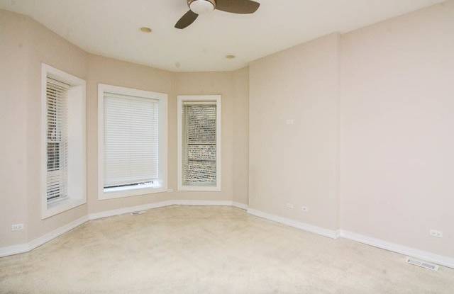 4016 North Kenmore Avenue Gallery 4