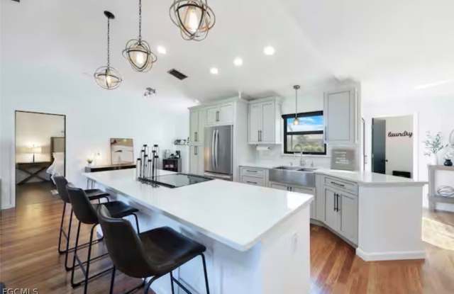 1810 NW 17th Street photos photos