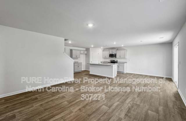 4716 Mount Hope Dr Gallery 3
