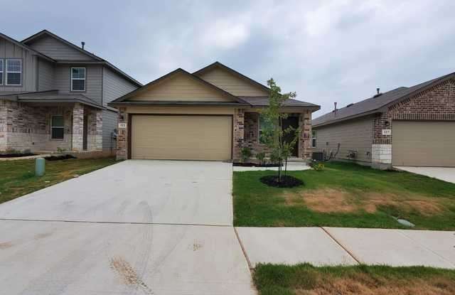 153 Middle Green Loop photos photos