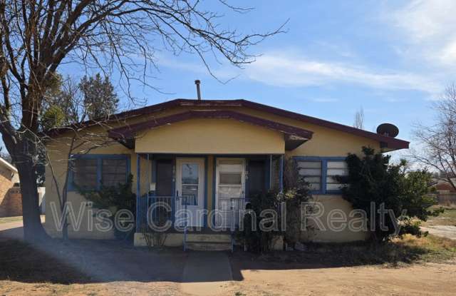 1106 East Broadway Street - B photos photos