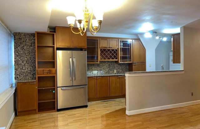 1806 RITTENHOUSE SQUARE - 1806 Rittenhouse Square, Philadelphia, PA 19103
