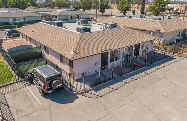 2 Bed / 1 Bath Unit – Updated  Move-In Ready – Hemet photos photos