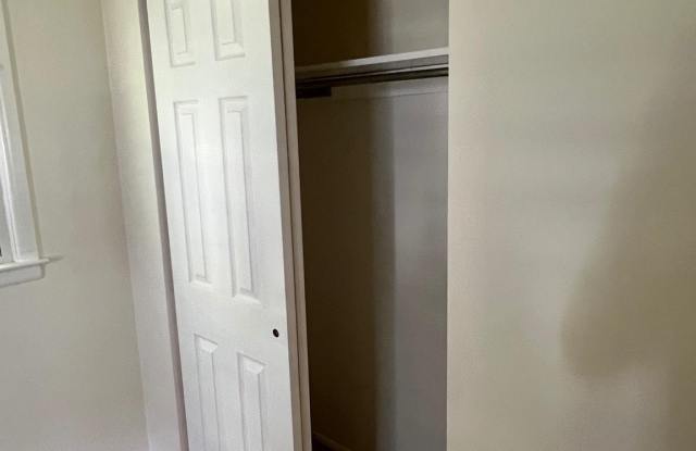 262 EVERGREEN Avenue unit: Apt 1 photos photos